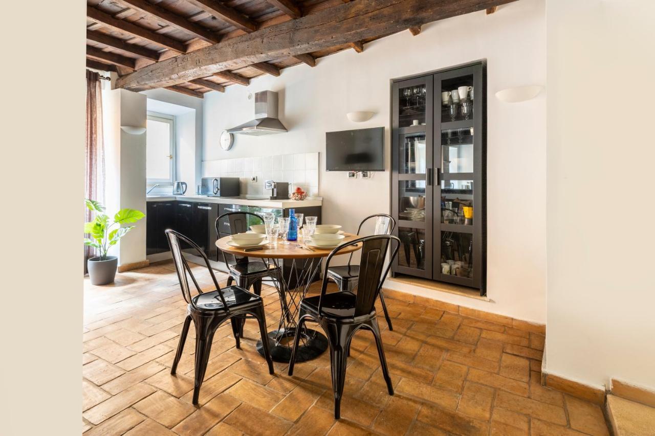 Deza Cozy Place In Monti Рим Екстер'єр фото